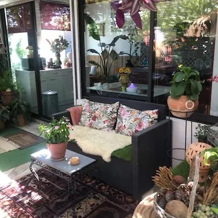 Dependance De 30m² Dans Maison Avec Entree Privee Six-Fours-les-Plages