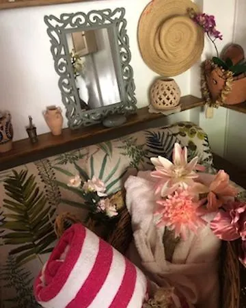 Dependance De 30m² Dans Maison Avec Entree Privee * Six-Fours-les-Plages