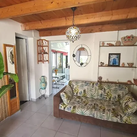 Dependance De 30m² Dans Maison Avec Entree Privee Apartment Six-Fours-les-Plages